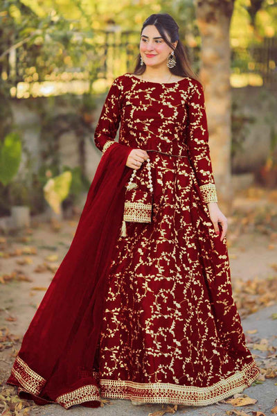Embroidered Lehenga With Potli Bag